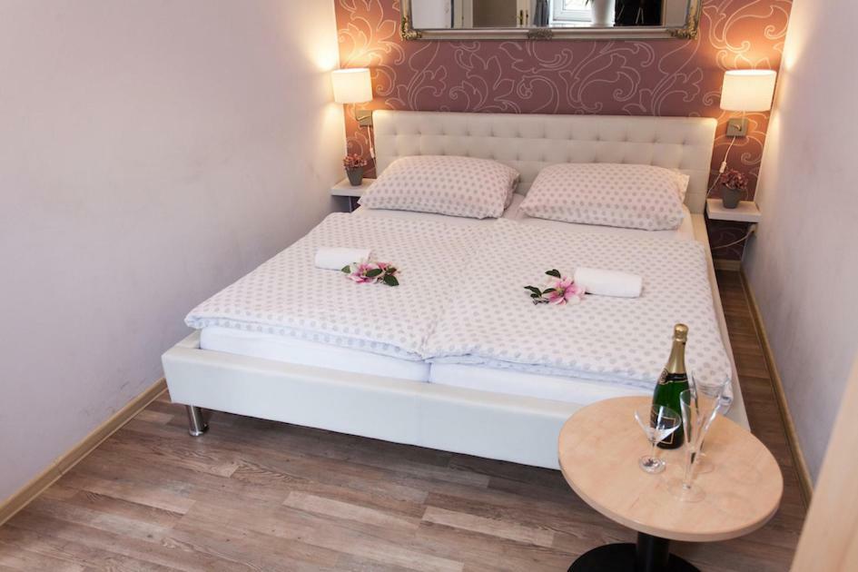 Avenida Park Hotel Теплице Экстерьер фото